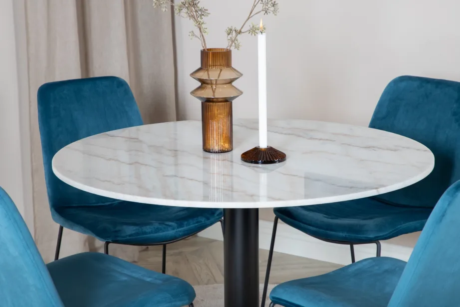 Ümmargune marmorist söögilaud Estelle ning sinised velvetist Muce toolid, GR20643 – 5
