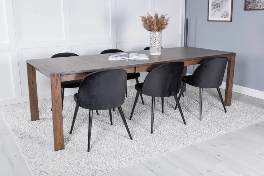 Tammepuidust pikendatav söögilaud Slider ning musta sametkattega toolide komplekt, GR20738 – 6