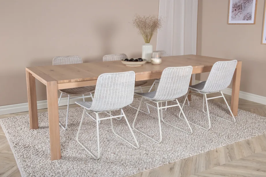 Pikendatav tammepuidust söögilaud Slider ning valge peitsiga rotangist toolid Cirebon, GR20740 – 6