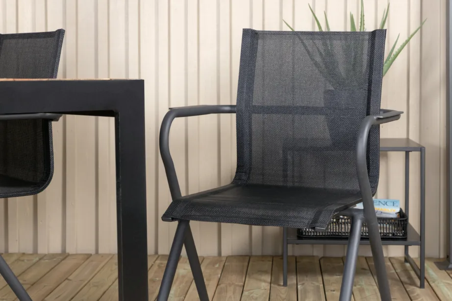 Akaatsiapuidust õuesöögikomplekt Bois, musta alumiiniumraamiga laud ja Alina toolid, GR21942 – 7