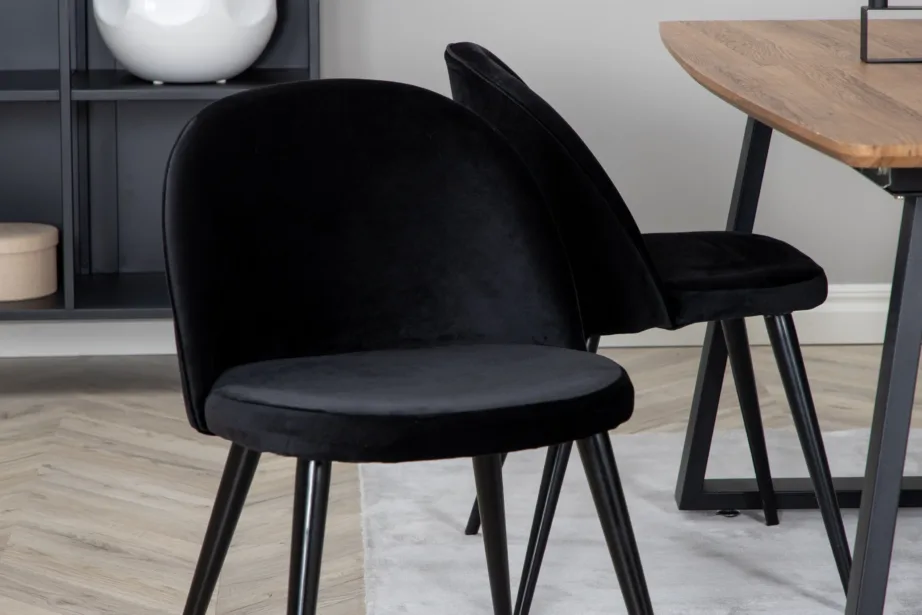 Pähklitooni pikendatav söögilaud Inca ja musta velvetkattega tool, GR22001 – 12