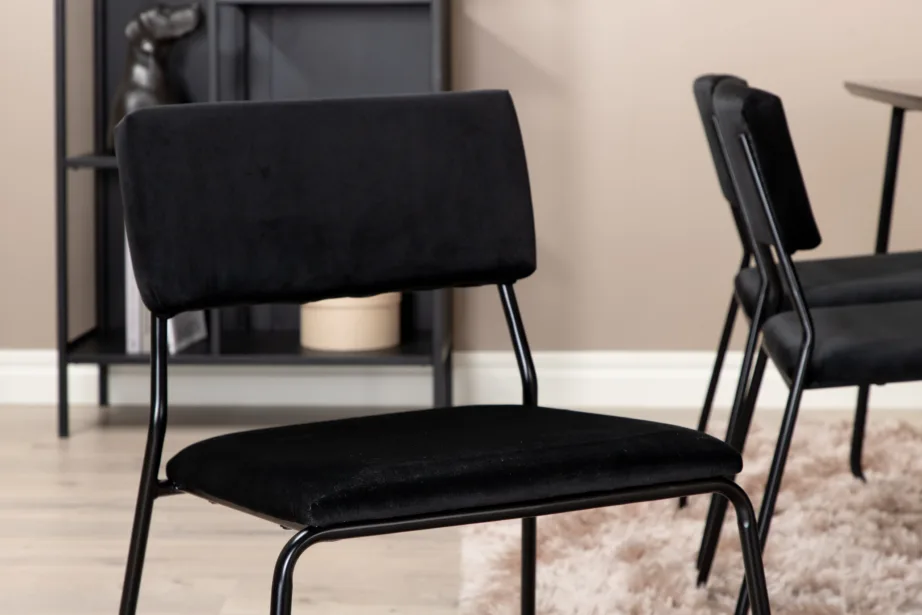 Petra söögilaud (must spoon, 190×90 cm) ja Kenth tool (must samet, terasraam), GR22095 – 11