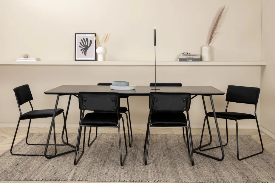 Petra söögilaud (must spoon, 190×90 cm) ja Kenth tool (must samet, terasraam), GR22095 – 12