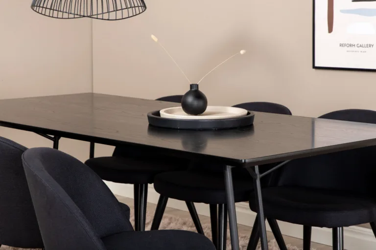 Must söögilauakomplekt Petra (laud 190x90 cm, 6 musta sametist tooli) - GR22103