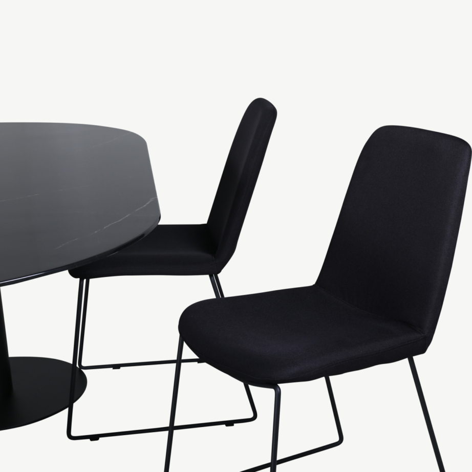 Ovaalne must söögi laud Pillan marmorklaasiga ja 4 musta Muce tooli, GR22127