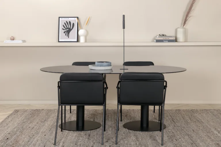 Ovaalne söögilauakomplekt Pillan (must klaas, 4 musta PU tooli) - GR22130