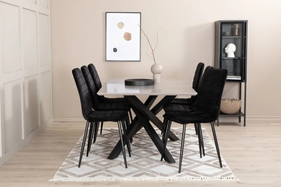 Hall ristkülikukujuline söögilaud Piazza ja mustad sametist Windu toolid, GR22267 – 5