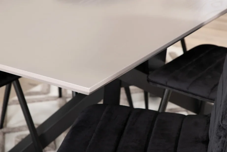 Hall ristkülikukujuline söögilaud Piazza ja mustad sametist Windu toolid, GR22267 – 8