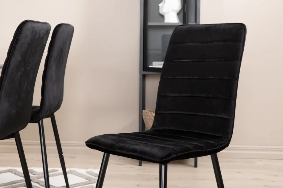 Hall ristkülikukujuline söögilaud Piazza ja mustad sametist Windu toolid, GR22267 – 10