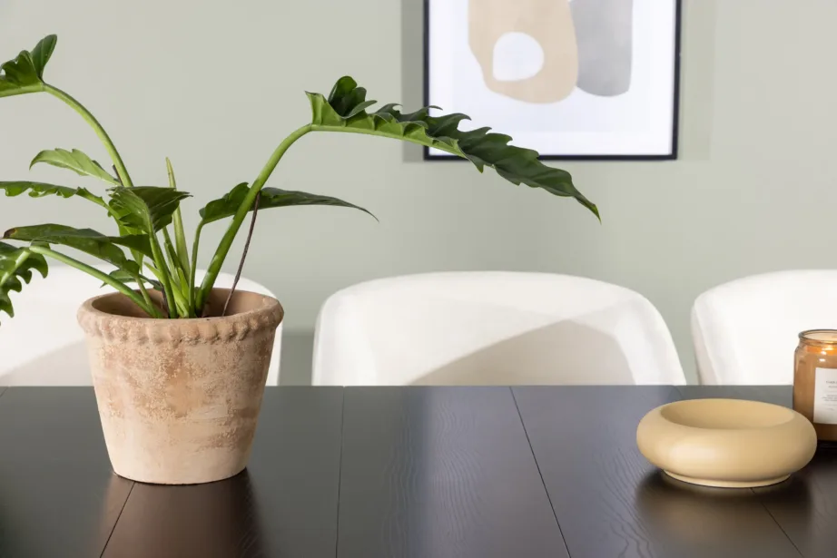 Söögitoakomplekt Astrid – must söögilaud murdvalgete Day toolidega, GR23510 – 7