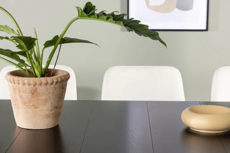 Must söögilauakomplekt Astrid beežide Rosie toolidega (6 tk), MDF ja teras - GR23513