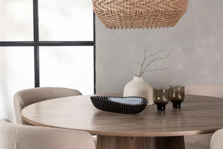 Ümar MDF-söögilaud Lanzo (ø120 cm) koos beežide buklee-toolidega Modesto - GR23568