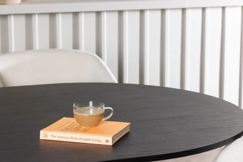 Ovaalne söögilauakomplekt Bootcut musta MDF lauaplaadiga ja Day murdvalgete polsterdatud toolidega (6 tk), GR23769 – 7