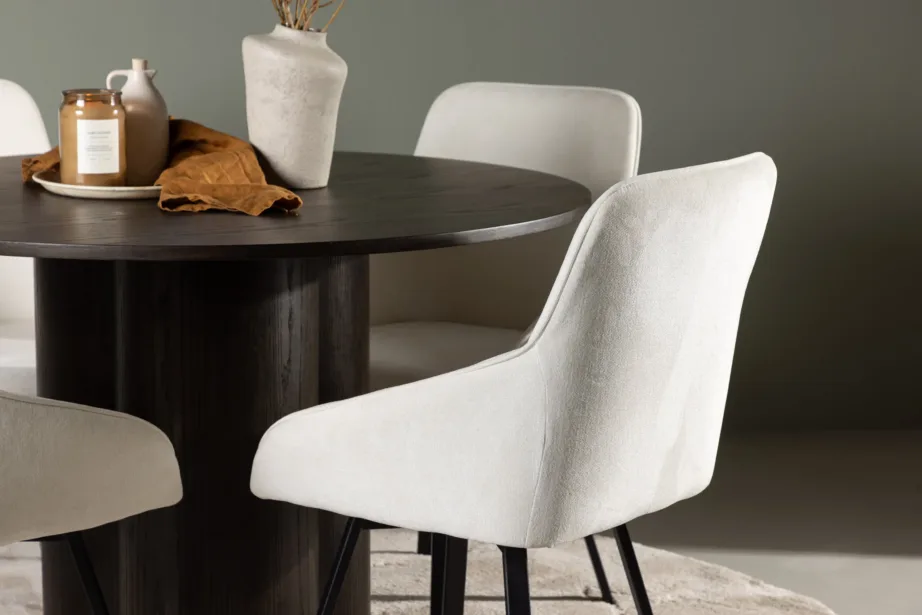 Ümmarguse mokkavärvi söögilaua Olivia (⌀110 cm) ja beežide täispolsterdatud söögitoolide Rosie komplekt, GR23814 – 5