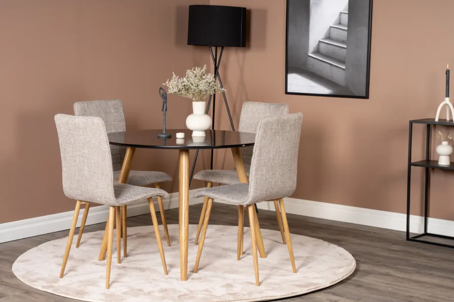 Ümmargune söögilauakomplekt Plaza musta lauaplaadi ja helehallide Windu toolidega, GR24098 – 4