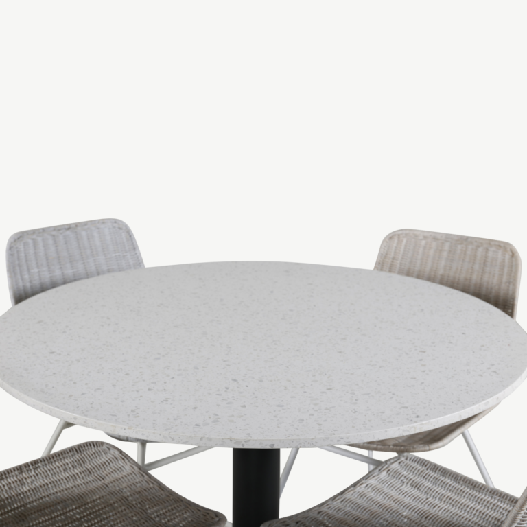 Ümmargune terrazzo söögilaud Razzia valgete rotangtoolidega Cirebon sarjast (ø106 cm) - GR826