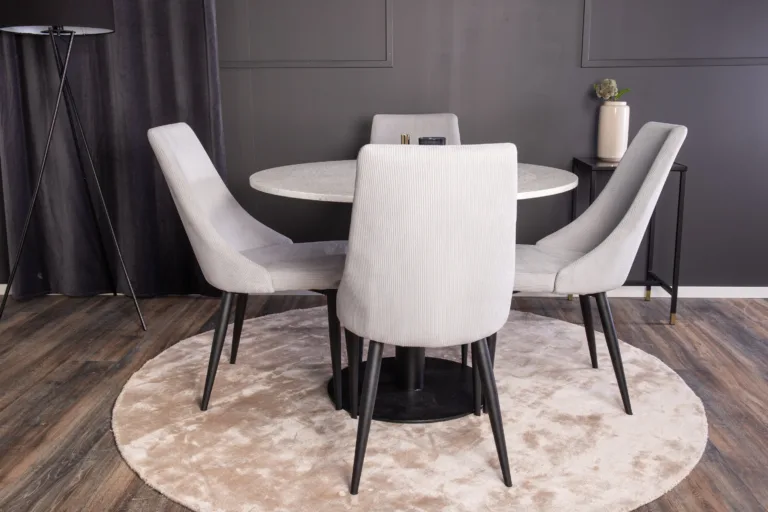 Ümmargune terrazzo söögilauakomplekt Razzia ja helehallid Leone toolid (4 tk), 106 cm - GR854