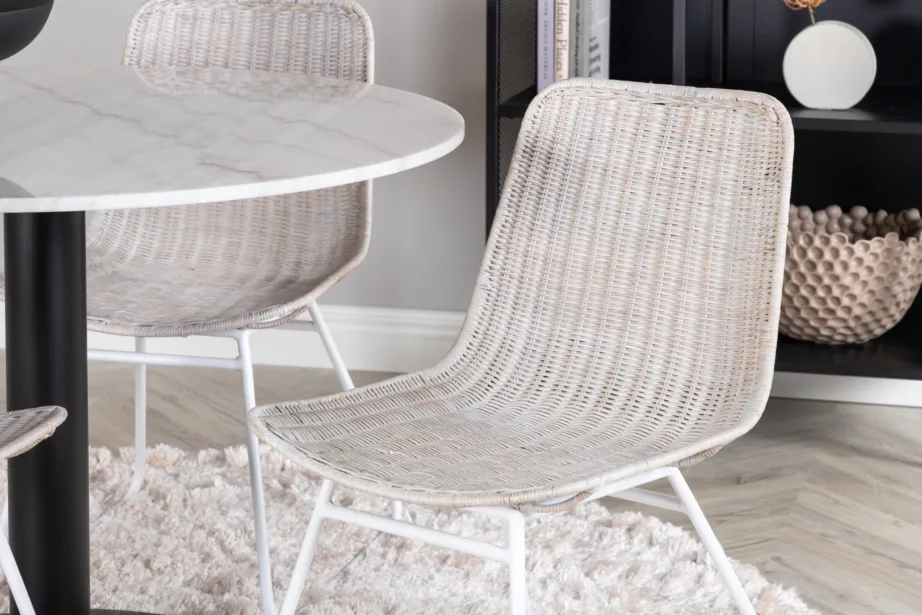Estelle ümmarguse marmorlauaplaadiga söögilaud ja rotangist toolid, valge (komplekt 4 tooliga), GR951 – 7