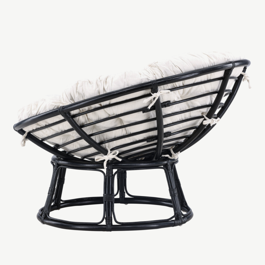 Hele polüesterpadjaga must rotangist lounge-tool Bonnie (115 × 101 × 91 cm), 8184-100 – 8