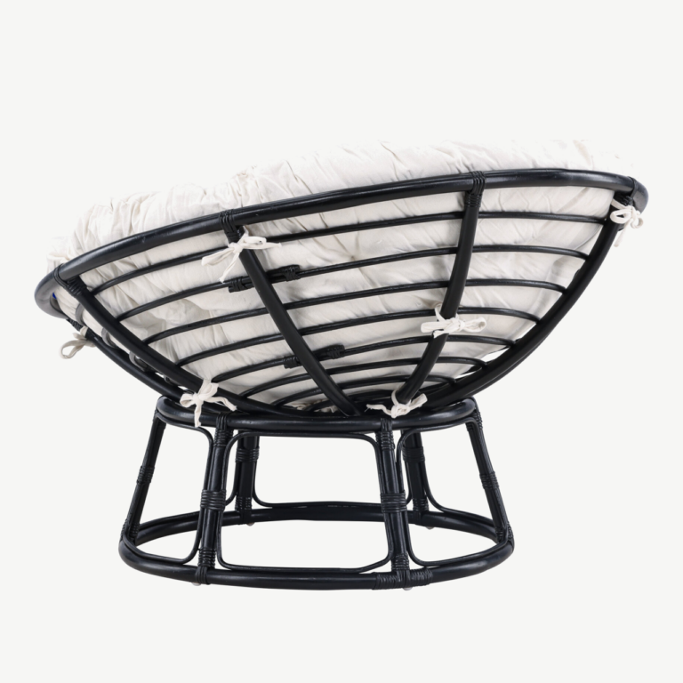 Hele polüesterpadjaga must rotangist lounge-tool Bonnie (115 × 101 × 91 cm) - 8184-100