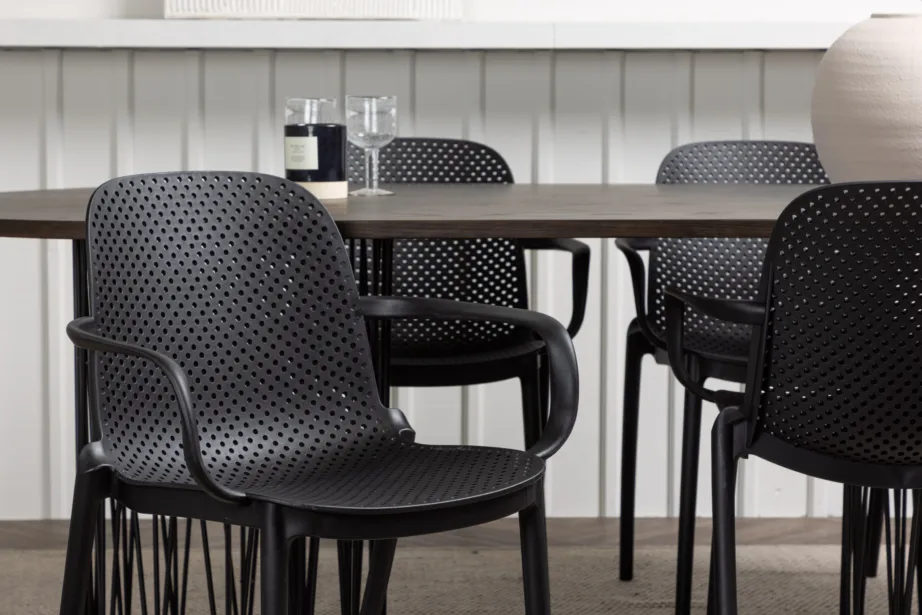 Industriaalstiilis mokka spooniga ovaalne söögilaud Stone ja must plastiktool Baltimore, GR23035 – 10