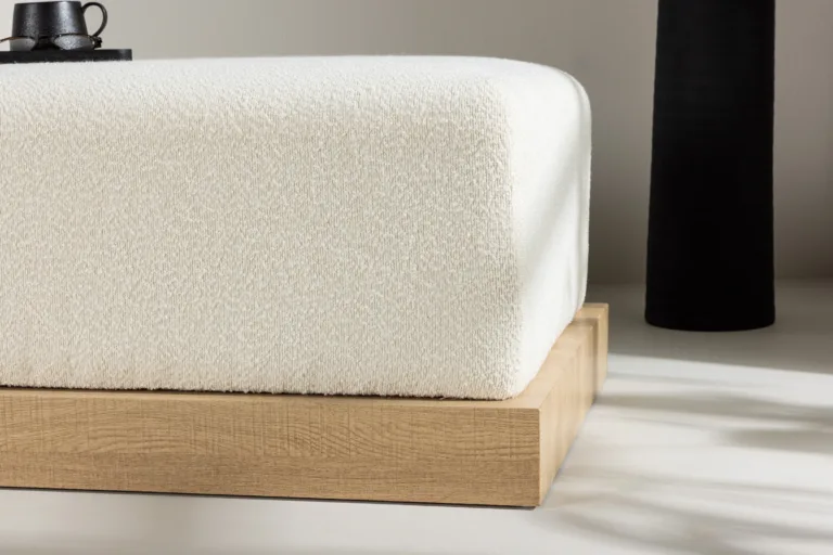 Ivy tumba valge buklee ja MDF-puidust alusega - 61226-123