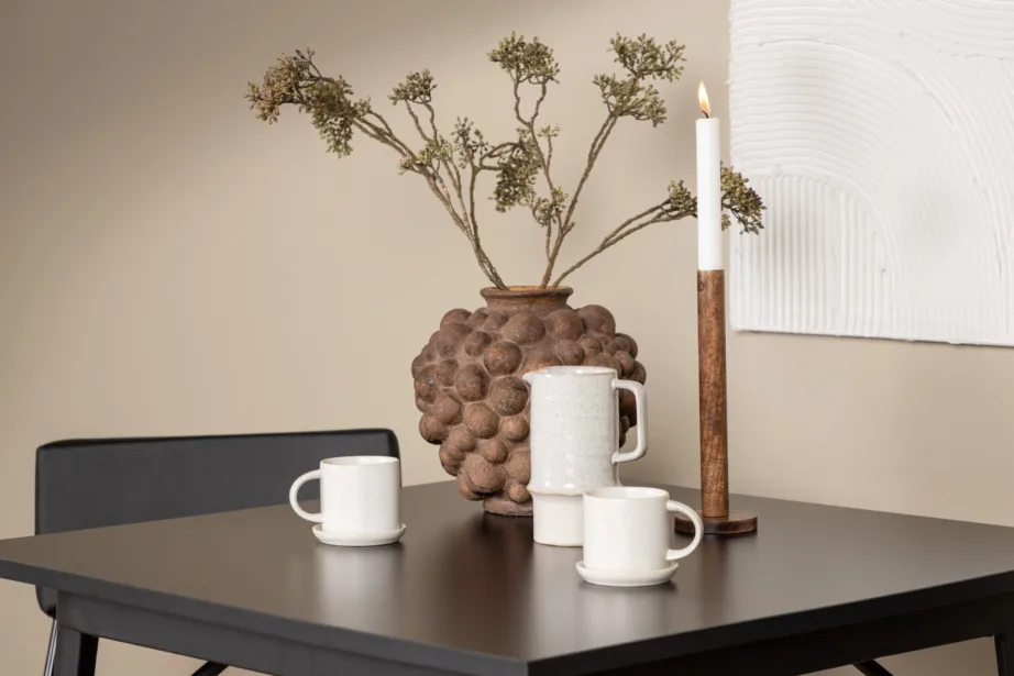 Kandiline söögilaud Tempe (must MDF, metalljalad) ja söögitool Kenth (must PU-nahk, terasraamid), GR22934 – 11