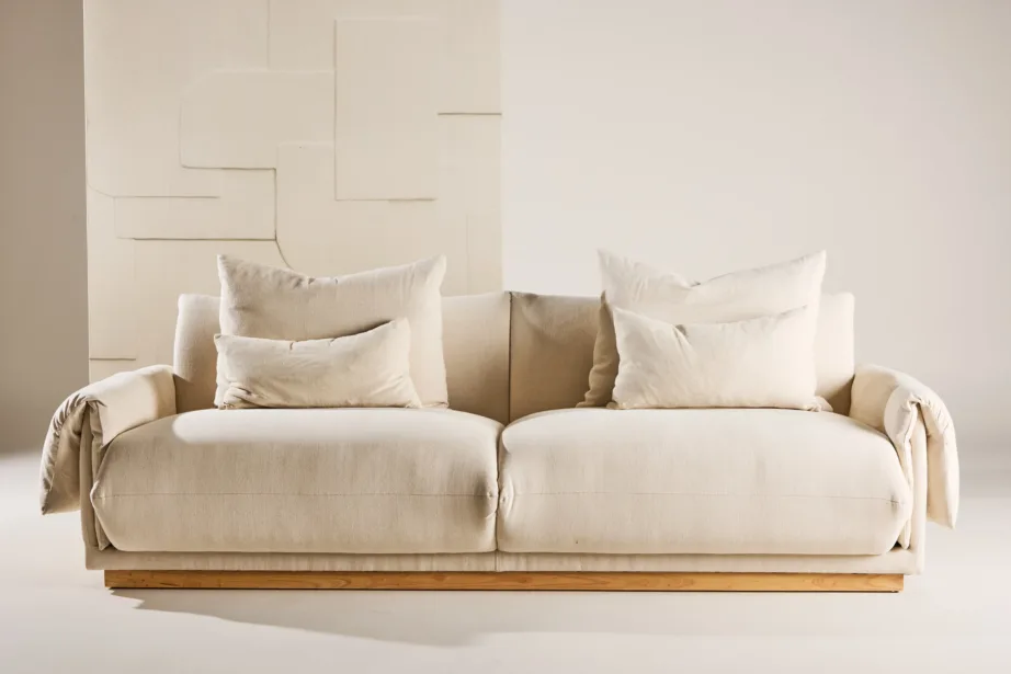 Kolmekohaline beež linasegukangaga diivan Mollösund (tammepuidust jalad), 61803-256 – 10