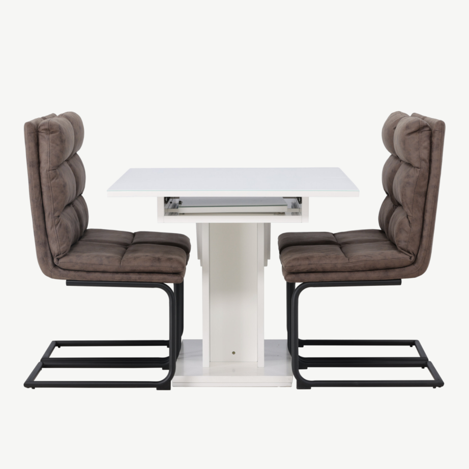 Laiendatav valge klaasiga söögilaud Pluto ja pruunid mikrokiudkattega Zizo toolid, GR23601 – 3