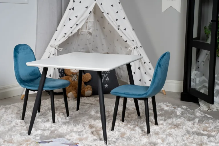 Lastesöögikomplekt Polar: valge MDF laud ja sinised velvetist toolid - GR24152