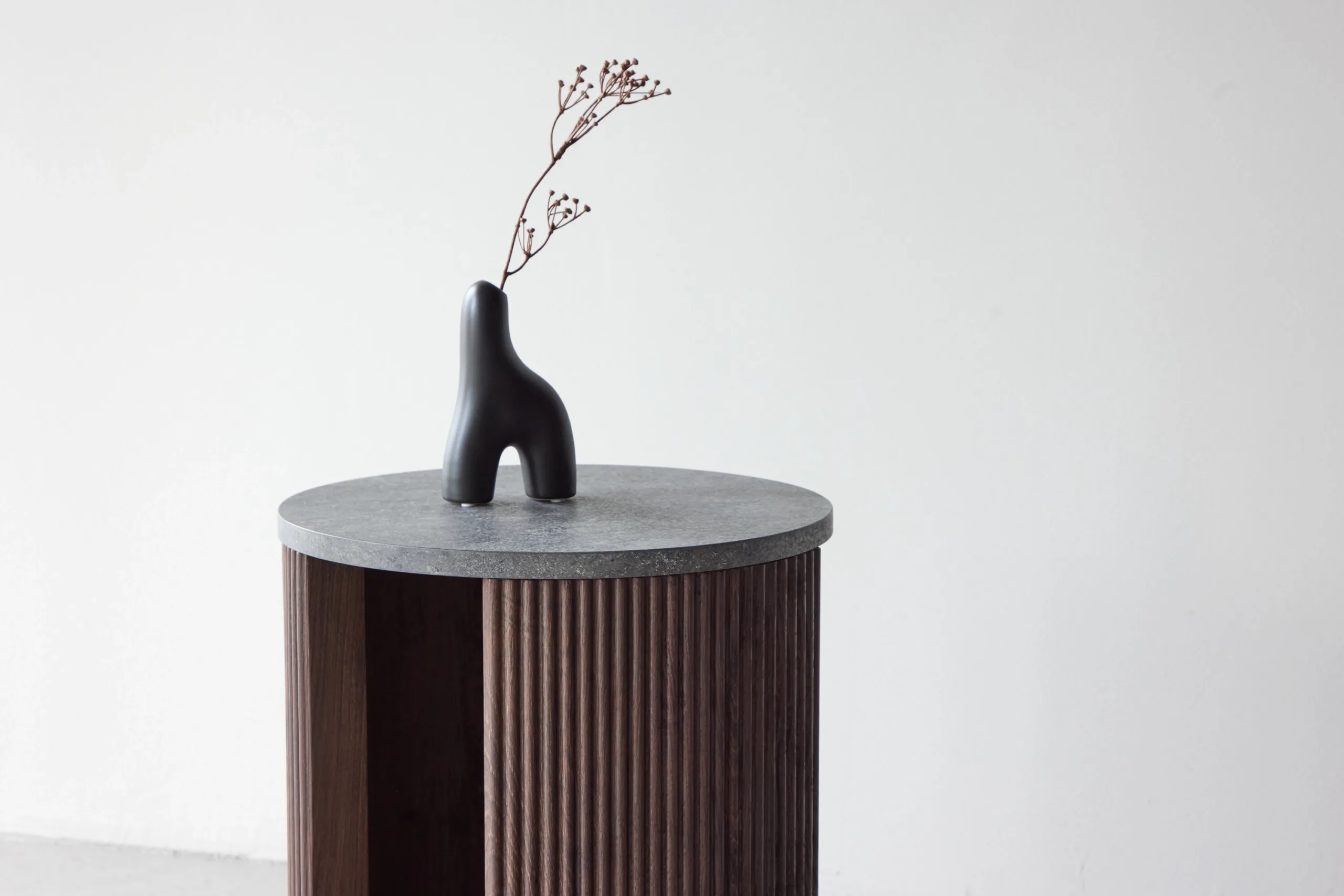 Mocha toonis MDF abilaud Bristol (ø40x52 cm, marmorimustriline pealisplaat) - 62054-125
