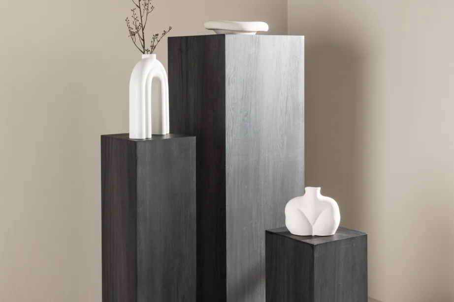 Must MDF Ramsvik postamentide komplekt, 3 eri kõrgust, GR24357 – 9