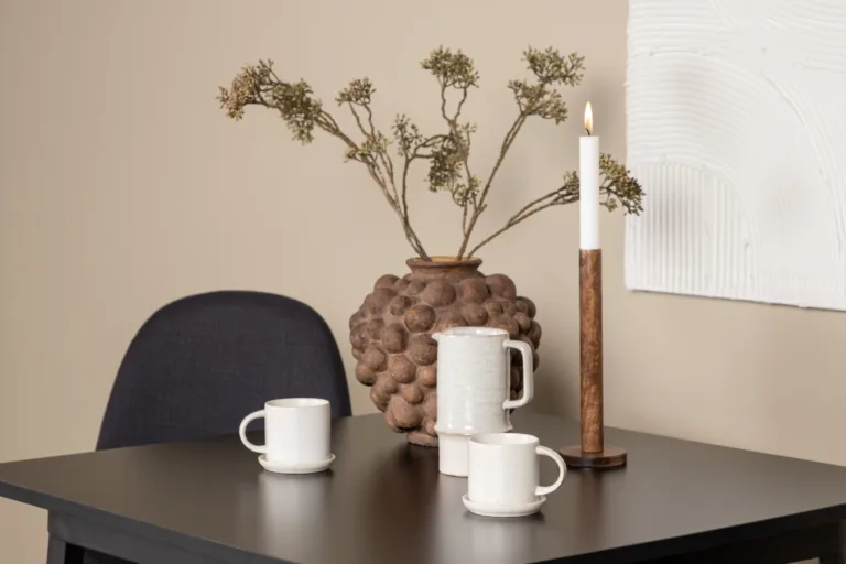 Must söögilauakomplekt Tempe (laud ja 2 polsterdatud tooli, MDF, teras) - GR22939