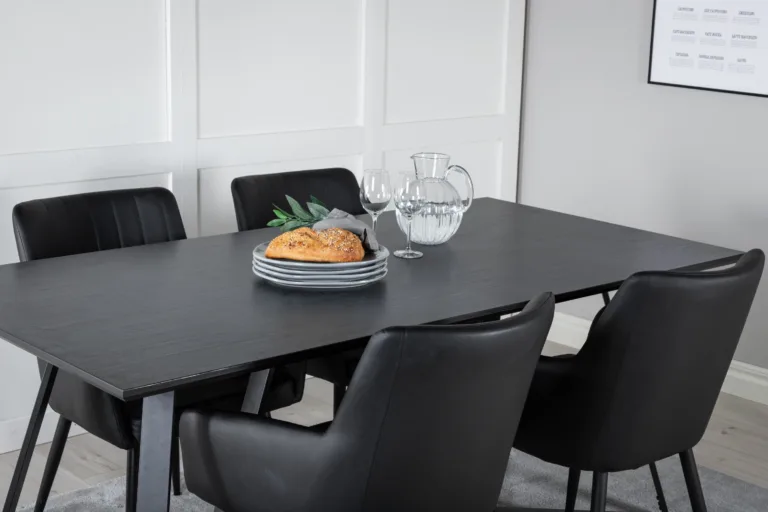 Must söögilaud Marina ja PU-kunstnahast söögitool Comfort - GR24043