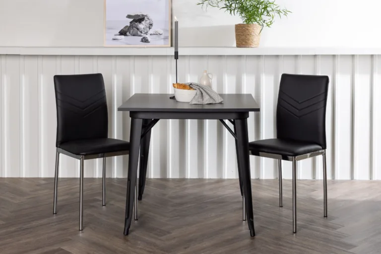 Must söögilaud Tempe ja Lily kunstnahast tool (80x80cm) - GR23893
