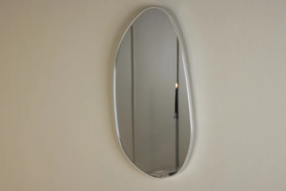 Orgaanilise kujuga seinapeegel Borgholm (hõbedane raam, 55×30 cm), 61719-331 – 6