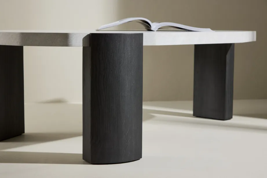 Ovaalne beež diivanilaud Kres, MDF lauaplaat, mustad jalad, 125 x 70,5 cm, 62064-100 – 14