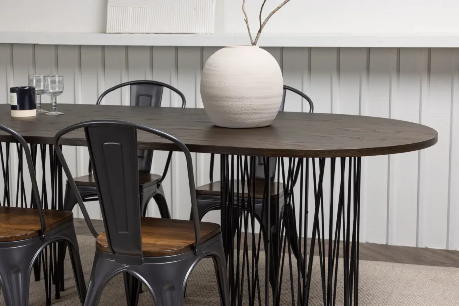 Ovaalne mokkavärvi söögilaud Stone ning tumeda puitistmega Terasest Tempe toolid, GR23047 – 9