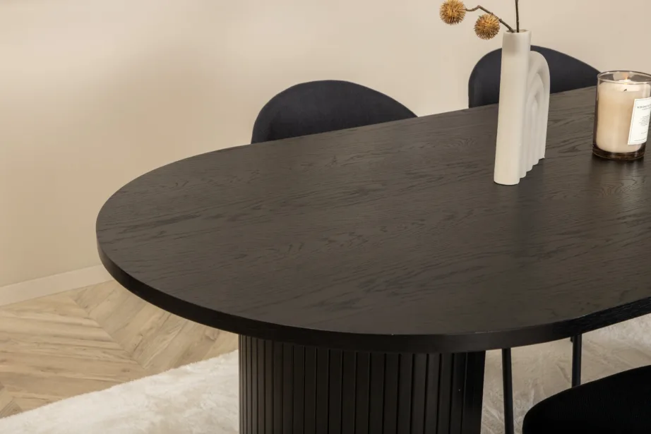 Ovaalne must söögilaud Bianca koos nelja musta Vault tooliga, GR22203 – 7