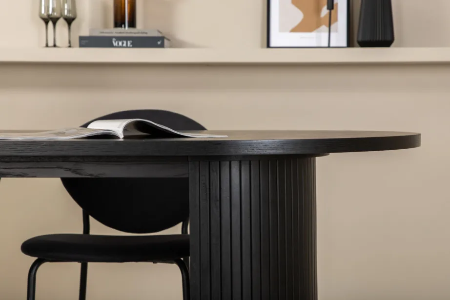 Ovaalne must söögilaud Bianca koos nelja musta Vault tooliga, GR22203 – 10