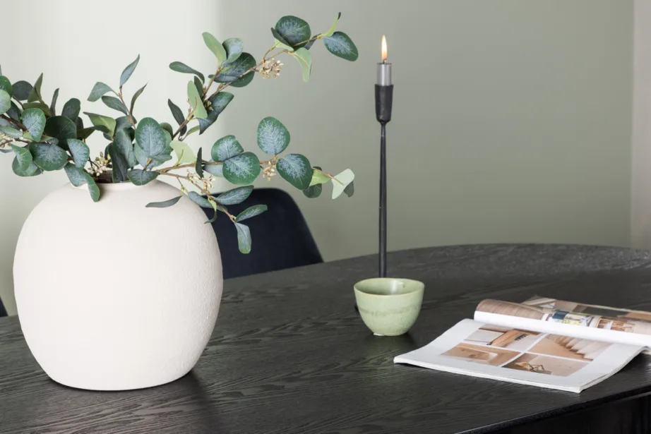 Ovaalne must söögilaud Isolde ja Night sametist toolid, GR23625 – 10