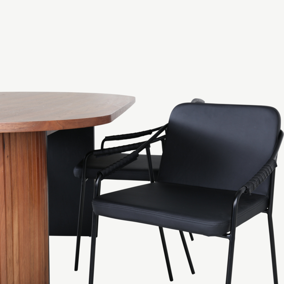 Ovaalne pähklivineeriga söögilaud Bianca ja must PU kattega toolid, GR22444 – 4