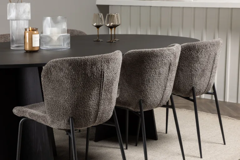 Ovaalne söögilauakomplekt Bootcut, must MDF spoon, 6 Modesto bukleekangast tooli - GR23278