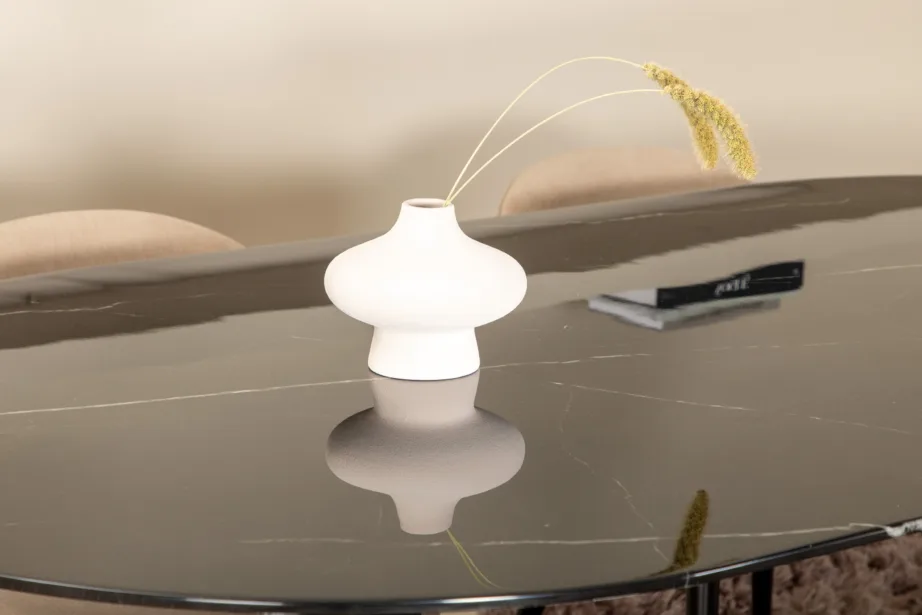 Ovaalne söögilauakomplekt Pillan – must marmorklaas ja beežid polsterdatud toolid, GR22373 – 7