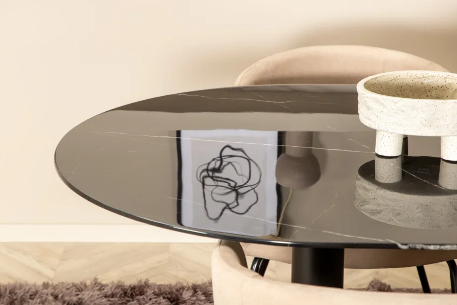 Ovaalne söögilauakomplekt Pillan (must klaas, 4 beeži polsterdatud tooli Berit), GR22364 – 9