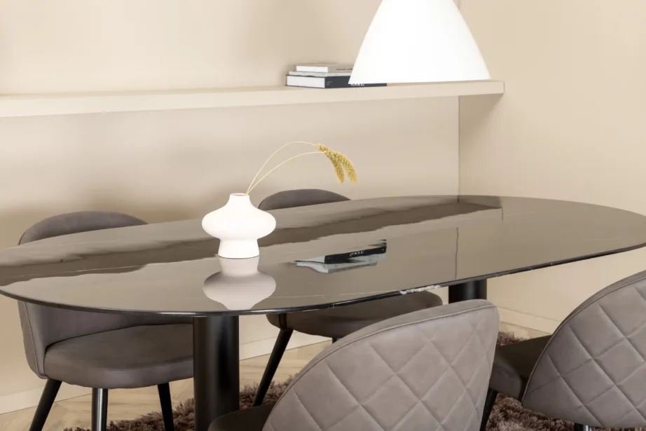 Ovaalne söögilauakomplekt Pillan (musta klaasplaadiga, hallid polsterdatud toolid), GR22374 – 10