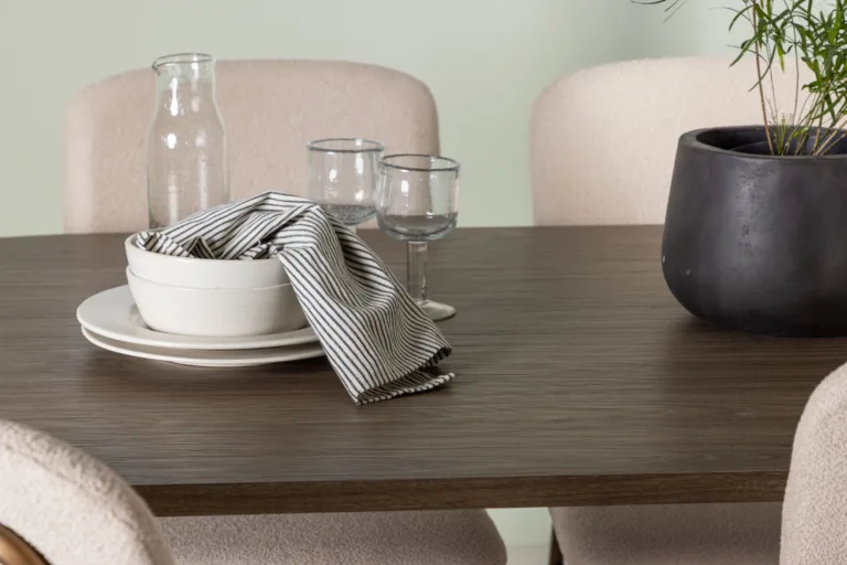 Ovaalne söögilaud Andy ja beež söögitool Seda (4 tk), MDF, teras - GR23671