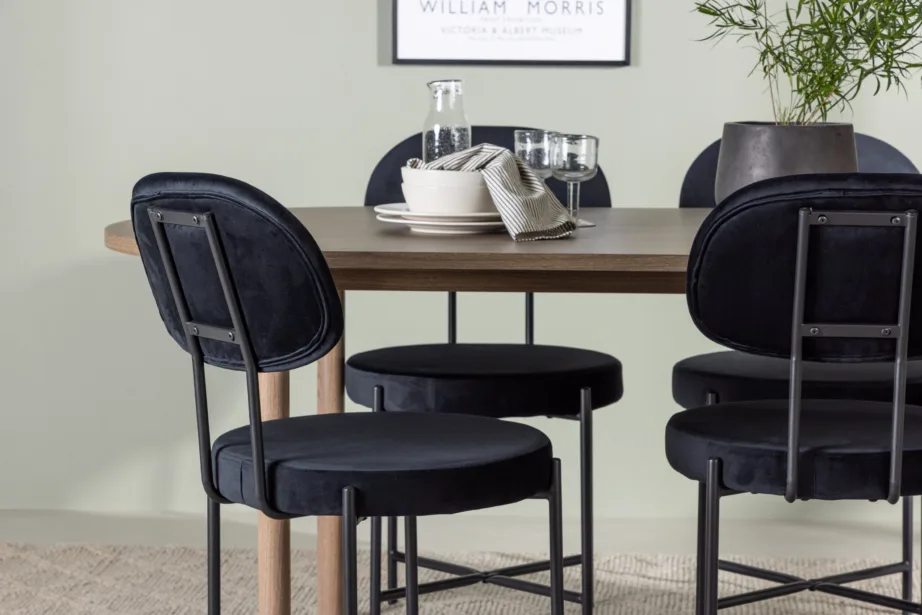 Ovaalne söögilaud Andy loodusliku viimistlusega ja mustast sametist Stella tool, GR23673 – 6