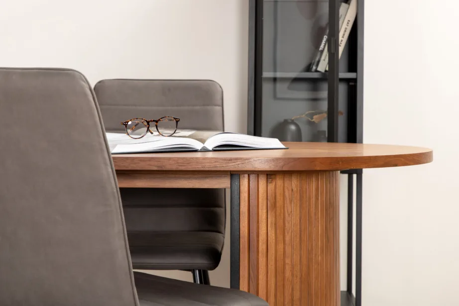 Ovaalne söögilaud Bianca (pähklivineer, 200x90cm) ja hallid Windu toolid, GR22451 – 9