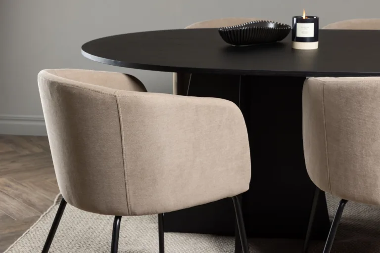 Ovaalne söögilaud Bootcut ja 6 beeži kangaga söögitooli Berit (must MDF, 230x115 cm) - GR22855